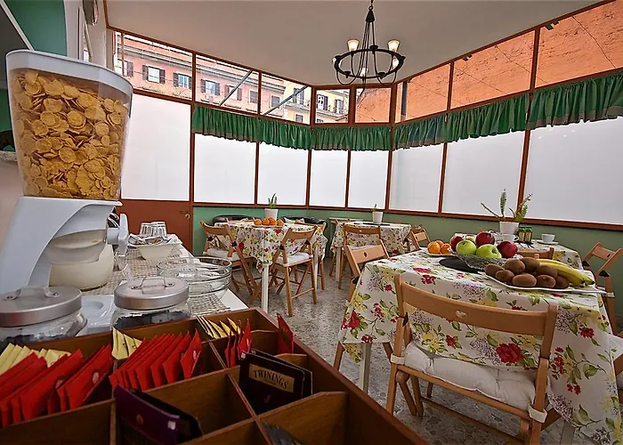 Carmel Hotel 2*