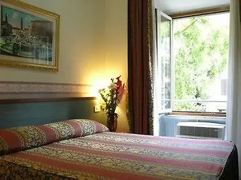Carmel Hotel